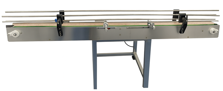 Banda transportadora industrial motorizada – sistema automático para el traslado continuo de productos en líneas de producción.